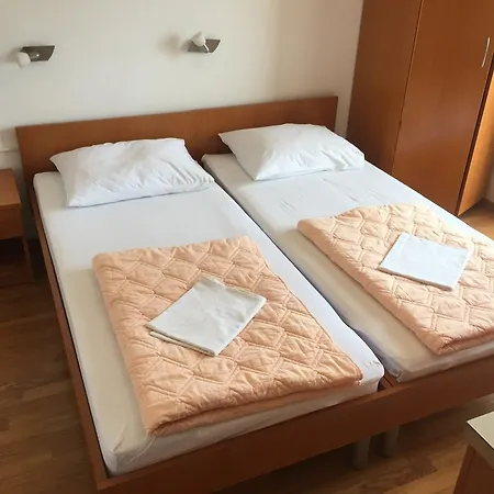 アパート Kristic *